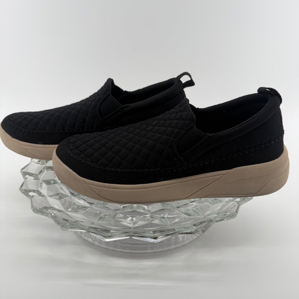 Staheekum Women 10 Quilted Slip-On Black Mesh Sneakers C91239928B NEW (tried on)